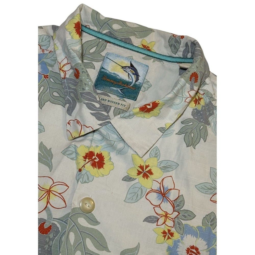 Tommy Bahama Island Modern Fit Shirt Men's L Floral Hawaiian Silk Short Sleeve